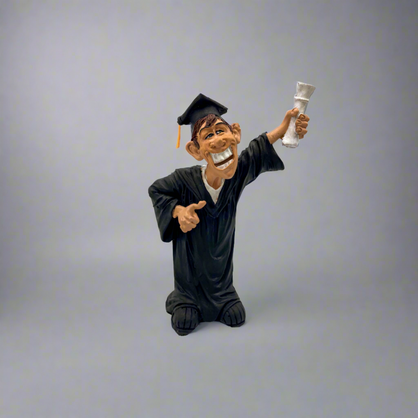 STATUE - Graduated Student