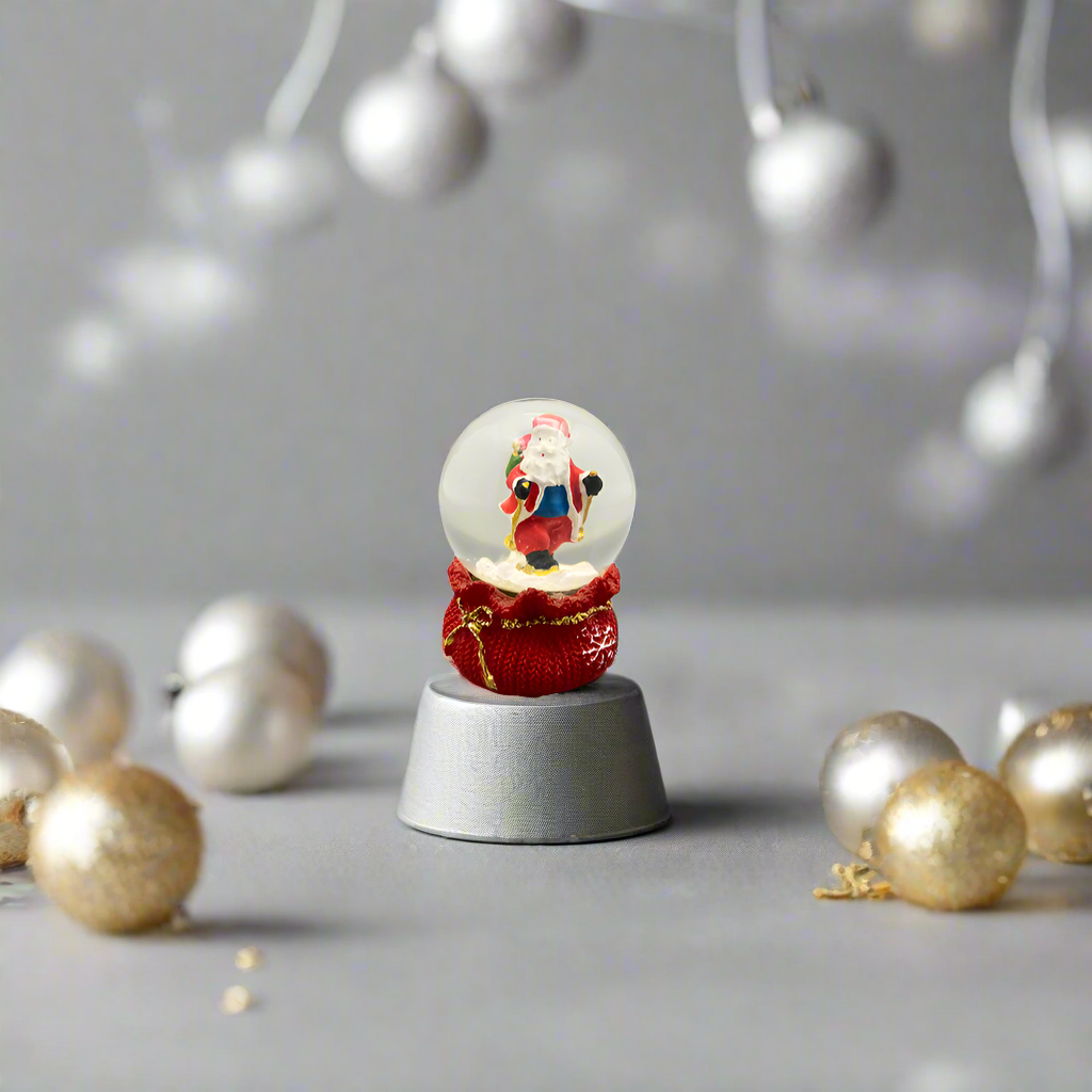 Christmas Mini Snow Globe