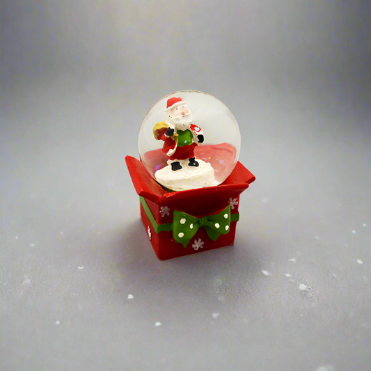 Christmas Mini Snow Globe